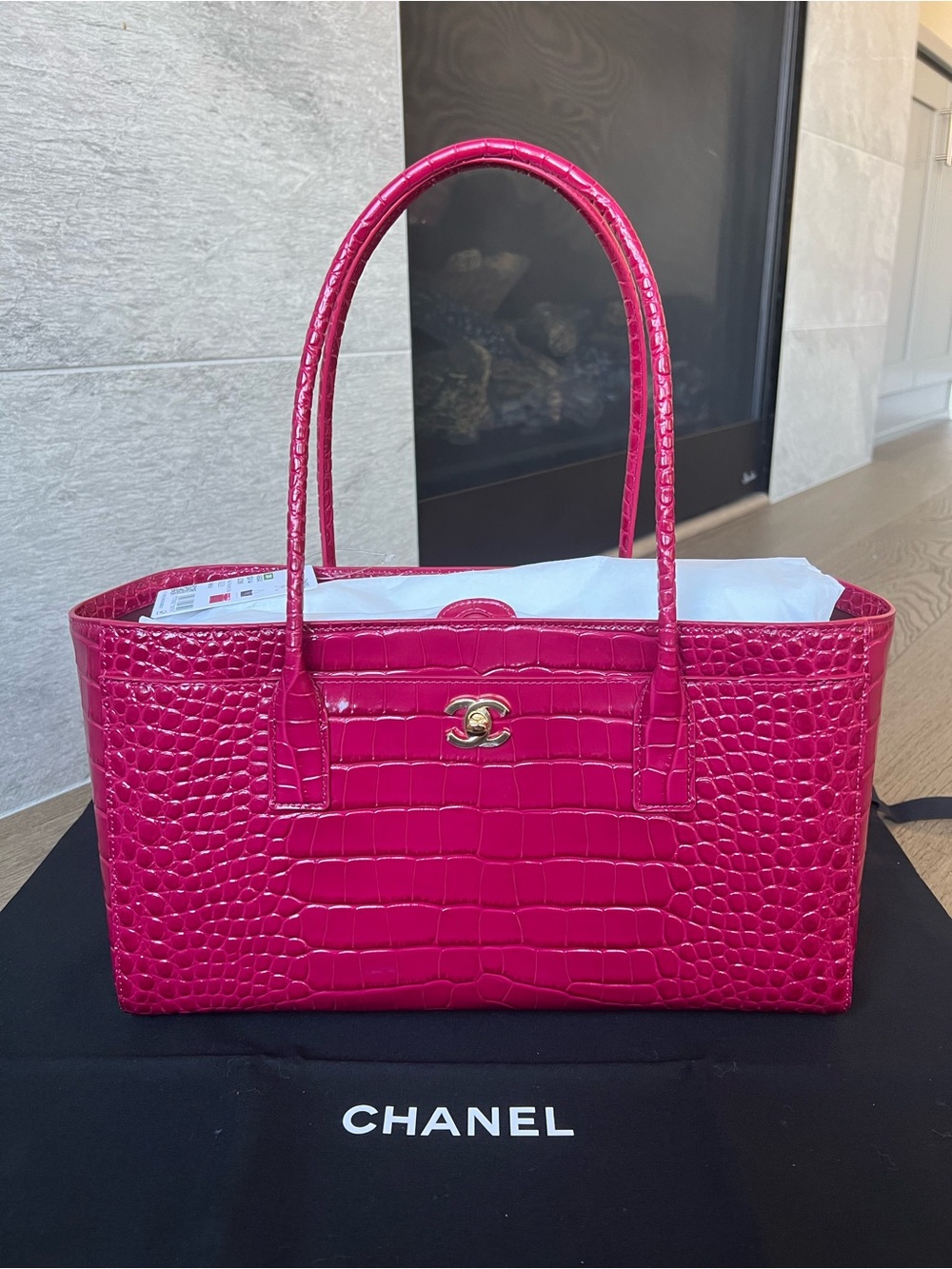 Chanel 26K cerf croc tote fuschia berry